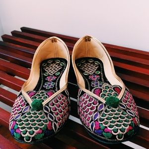 Indian jutti flats ethnic colorful